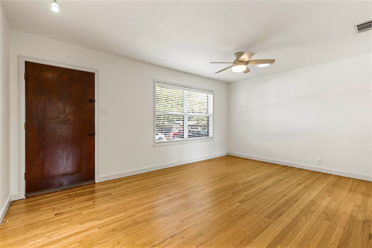 13304 Nestle Dr - Photo 6 of 31