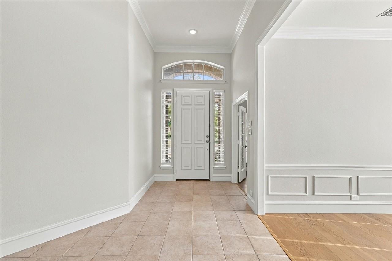 3500 Neiman Rd - Photo 4 of 40