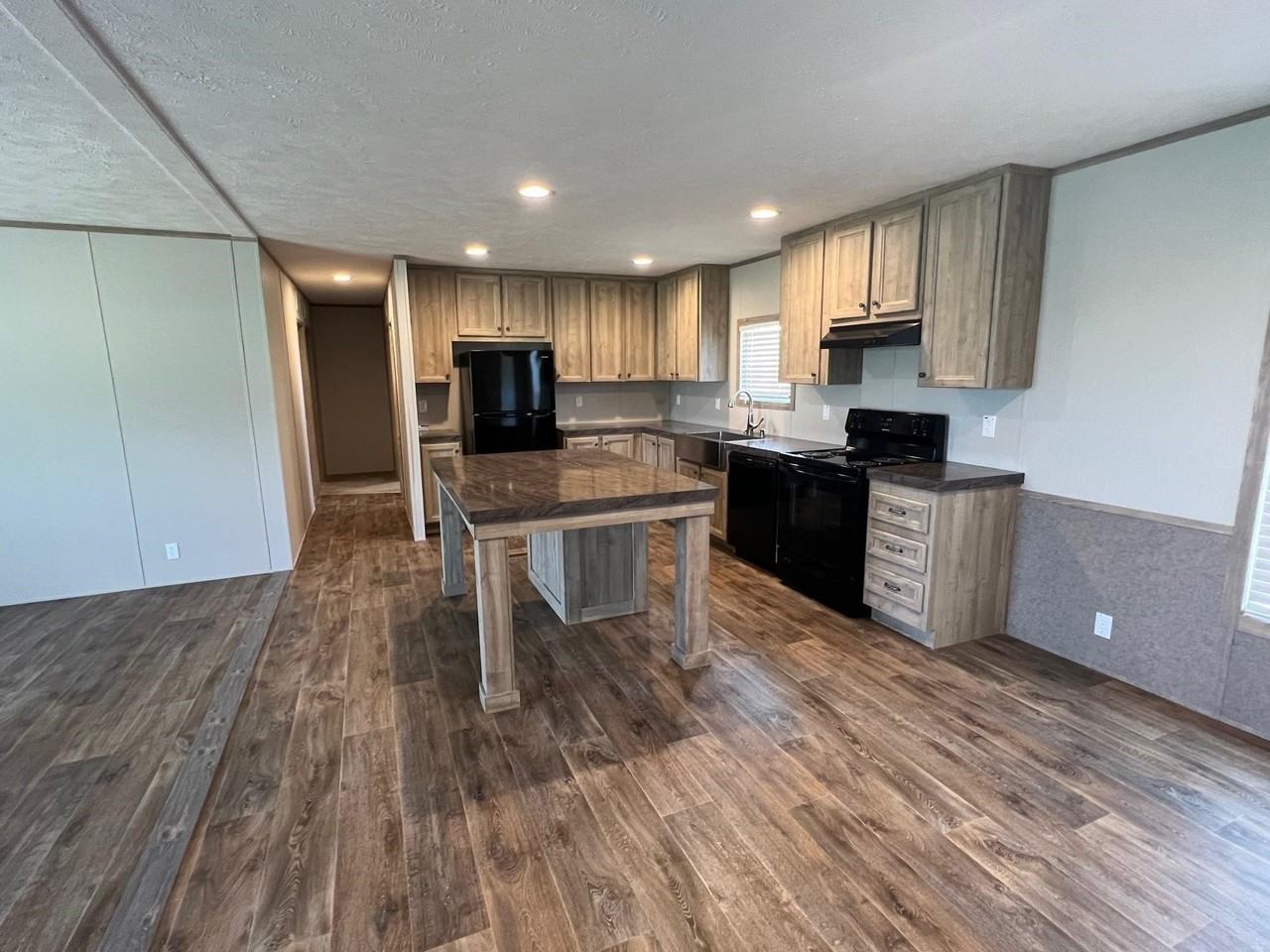 18542 County Road 618 - Photo 3 of 16