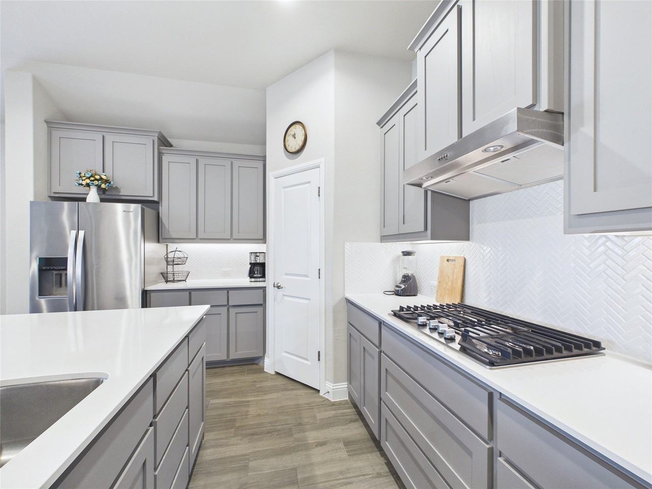 11541 Royston St - Photo 3 of 17