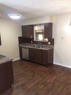 1318 Baylor St - Photo 3 of 12