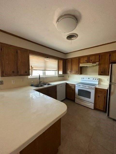 5325 Southmoor Dr - Photo 6 of 20