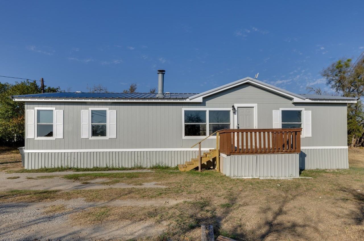 143 Summit Ridge Ln - Photo 2 of 19