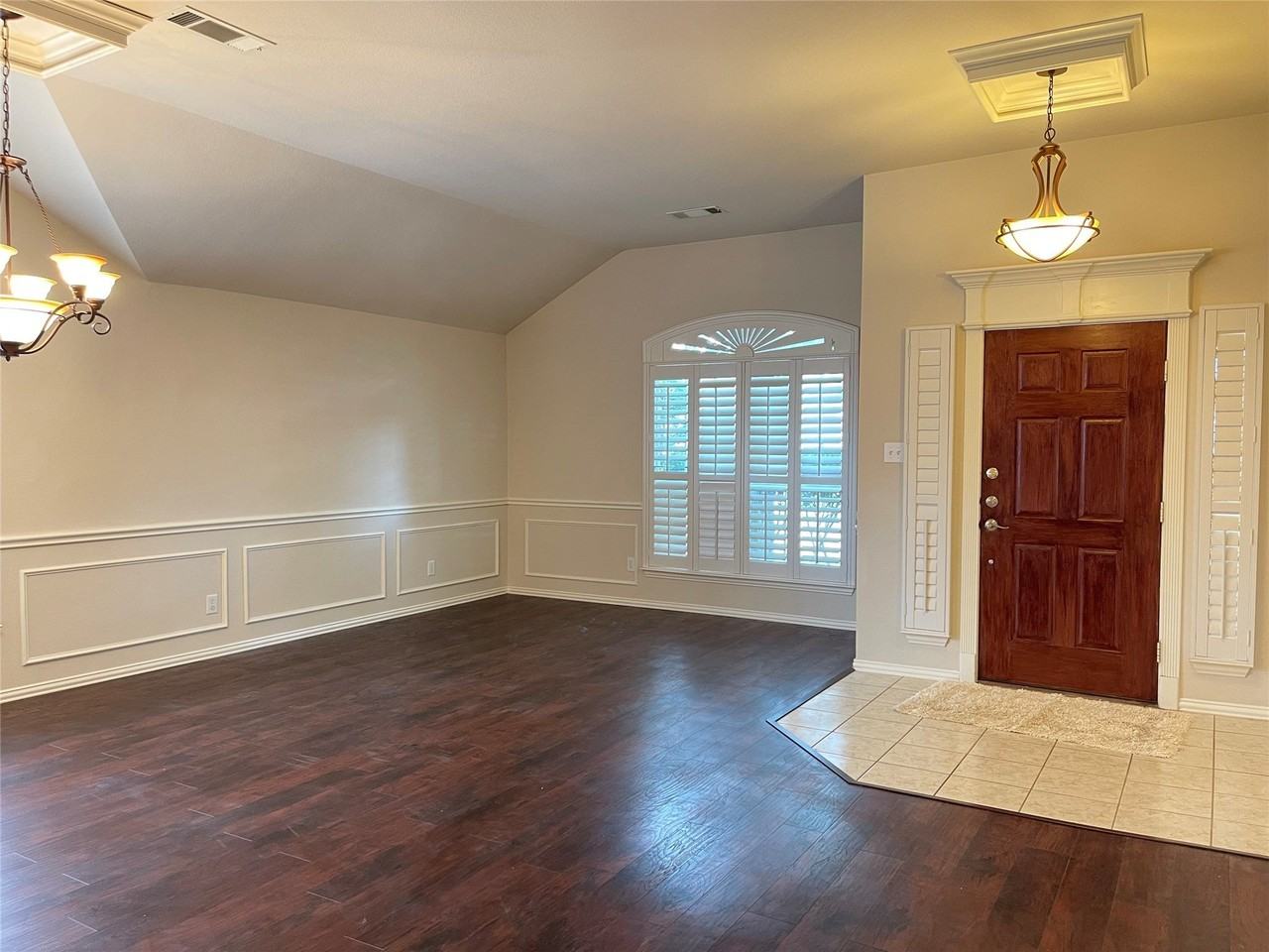 2865 Spotted Owl Dr - Photo 3 of 35