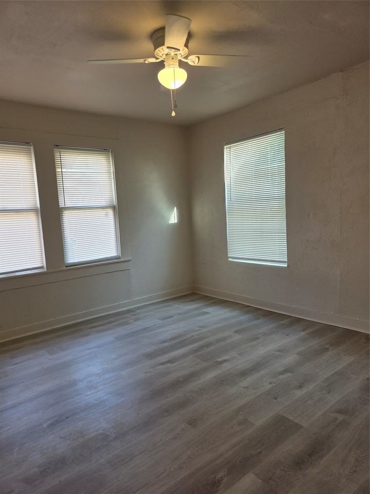 531 W Spurgeon St - Photo 7 of 13