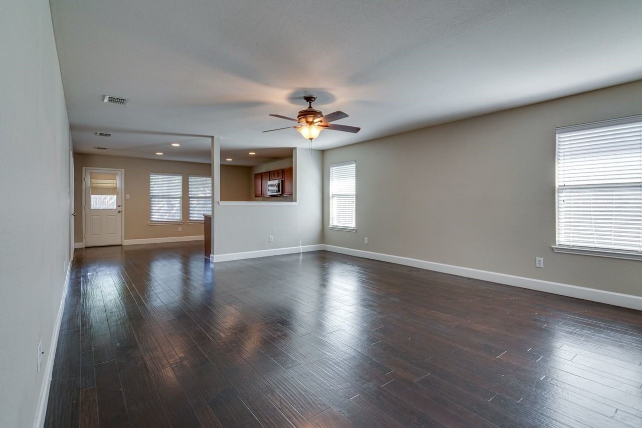 16424 Cowboy Trl - Photo 7 of 30