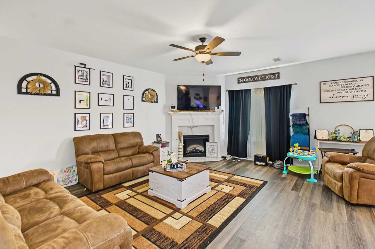 265 Herty Ln #1 - Photo 4 of 32