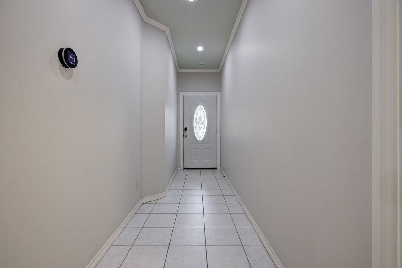 1321 Cedar Creek Dr #1 - Photo 3 of 44
