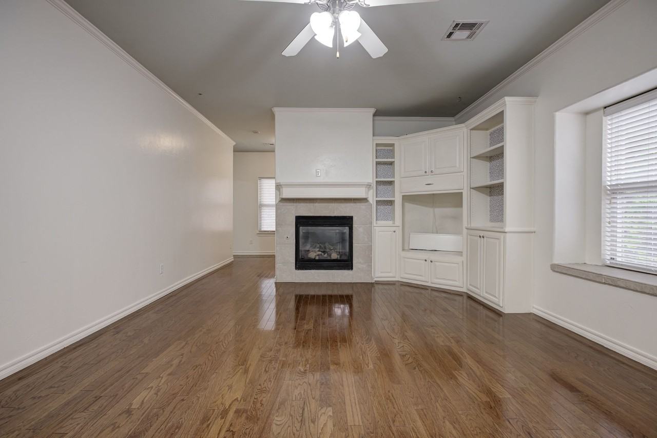 1321 Cedar Creek Dr #1 - Photo 5 of 44