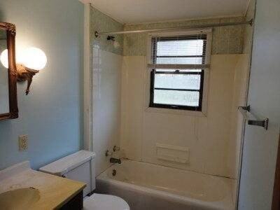 1285 N Chapel St - Photo 6 of 7