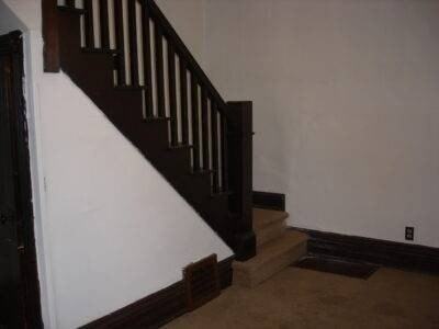 553 Hester Ave - Photo 2 of 5