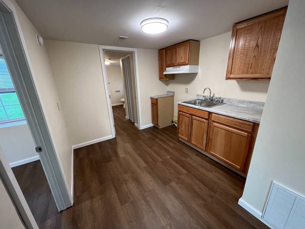 11361 Homestead NE Ave - Photo 6 of 7