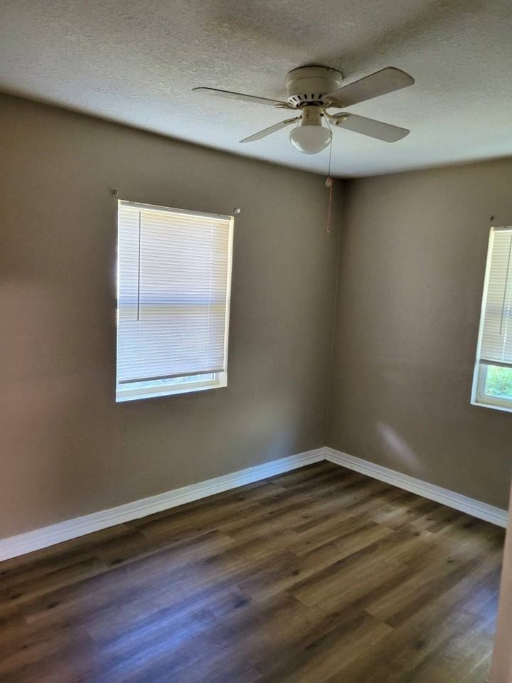 10520 Se 159th St - Photo 6 of 12