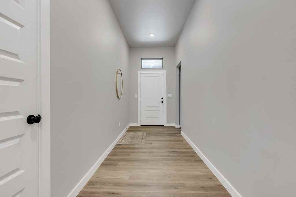 302 Farmstead Ln - Photo 5 of 29