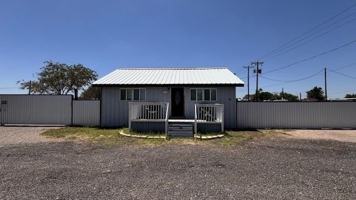 featured image of 6015 Golder Ave