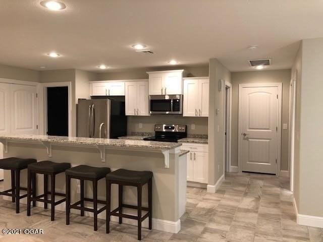 2225 S Pearl Ave - Photo 5 of 17