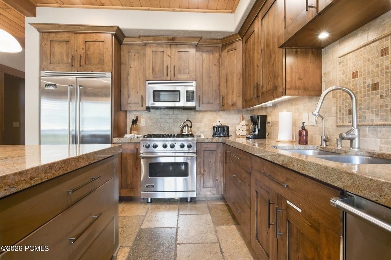 1790 Deer Valley Dr N #501 - Photo 4 of 25
