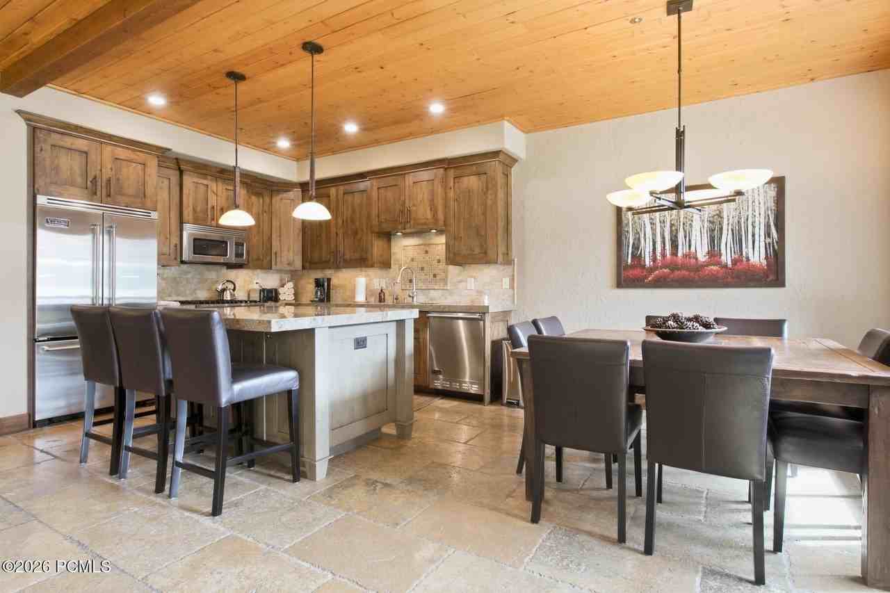 1790 Deer Valley Dr N #501 - Photo 7 of 25