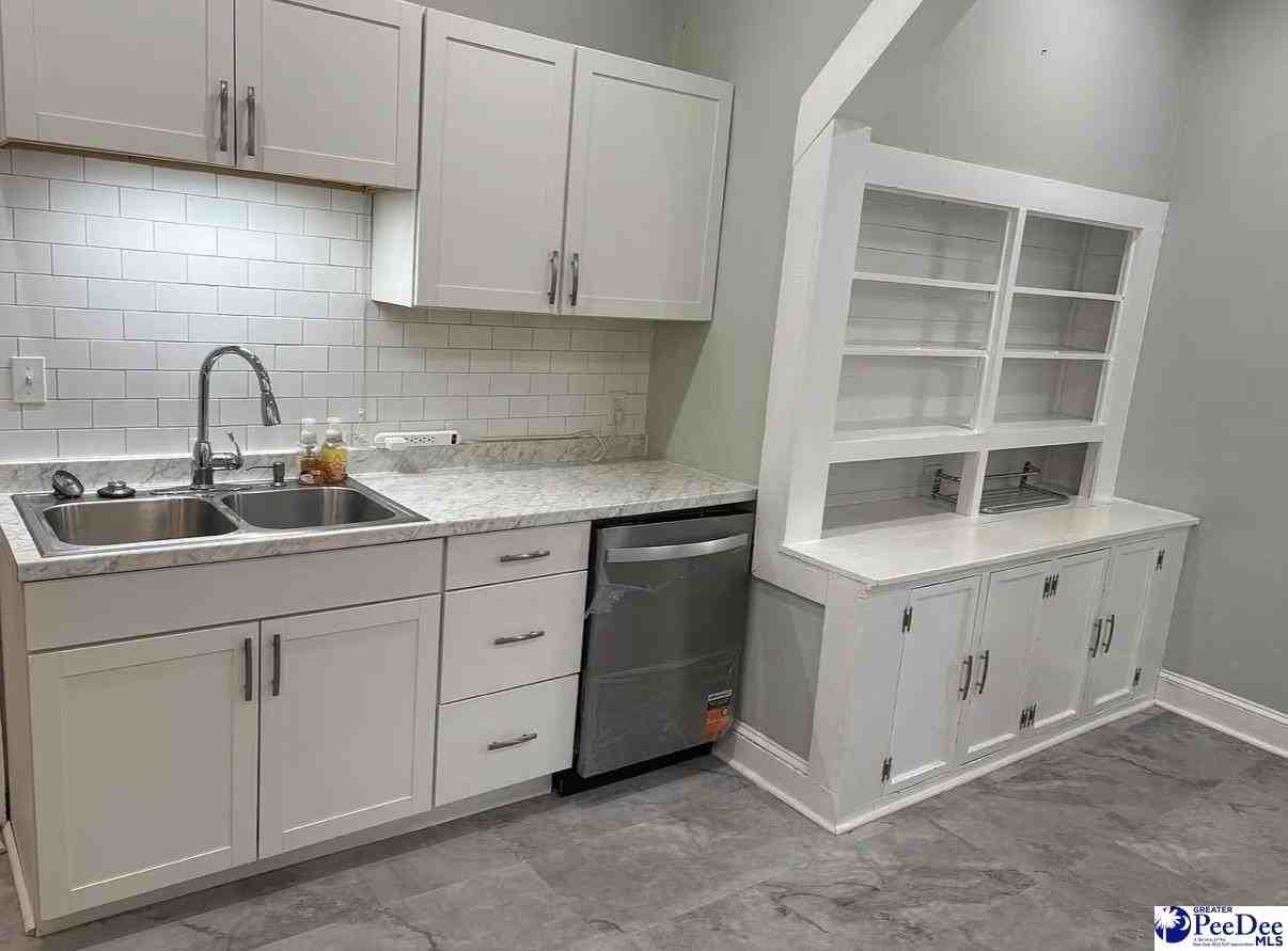 624 King Ave - Photo 6 of 14