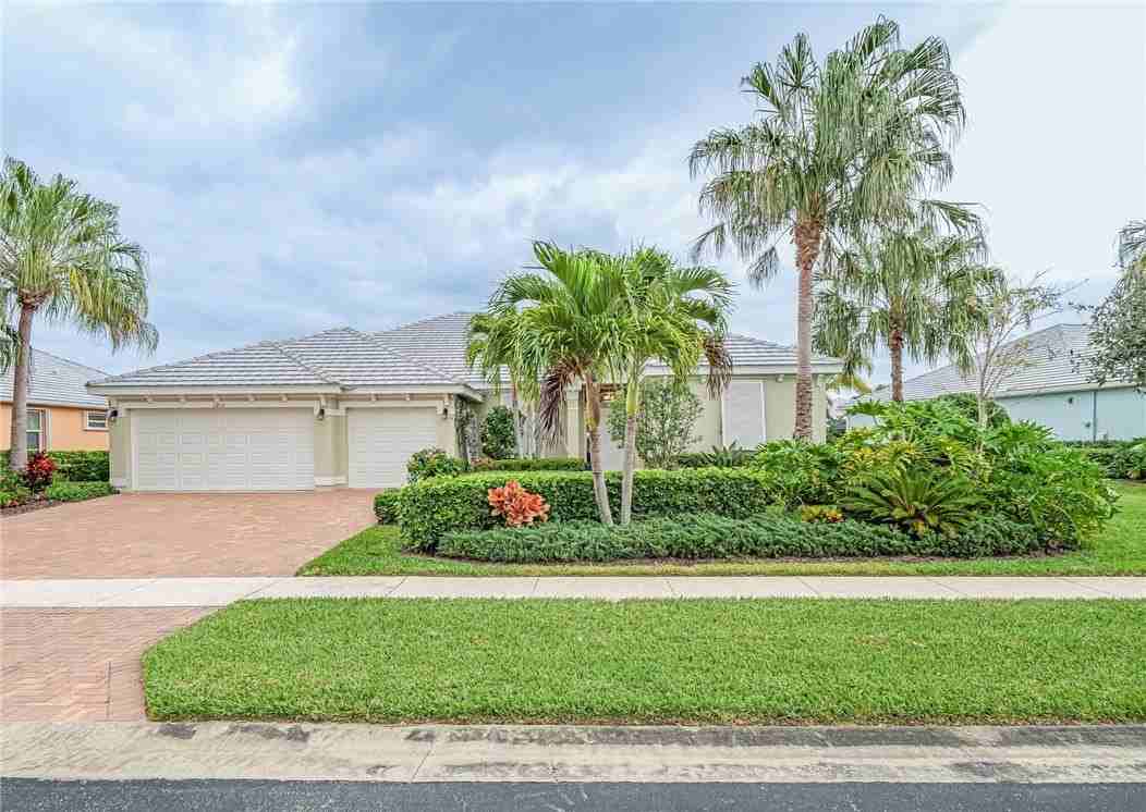 6400 Monserrat Dr - Photo 2 of 36