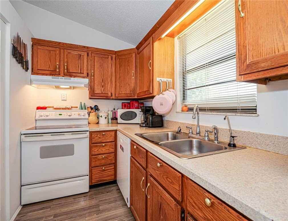 1636 20th Pl Sw - Photo 6 of 20