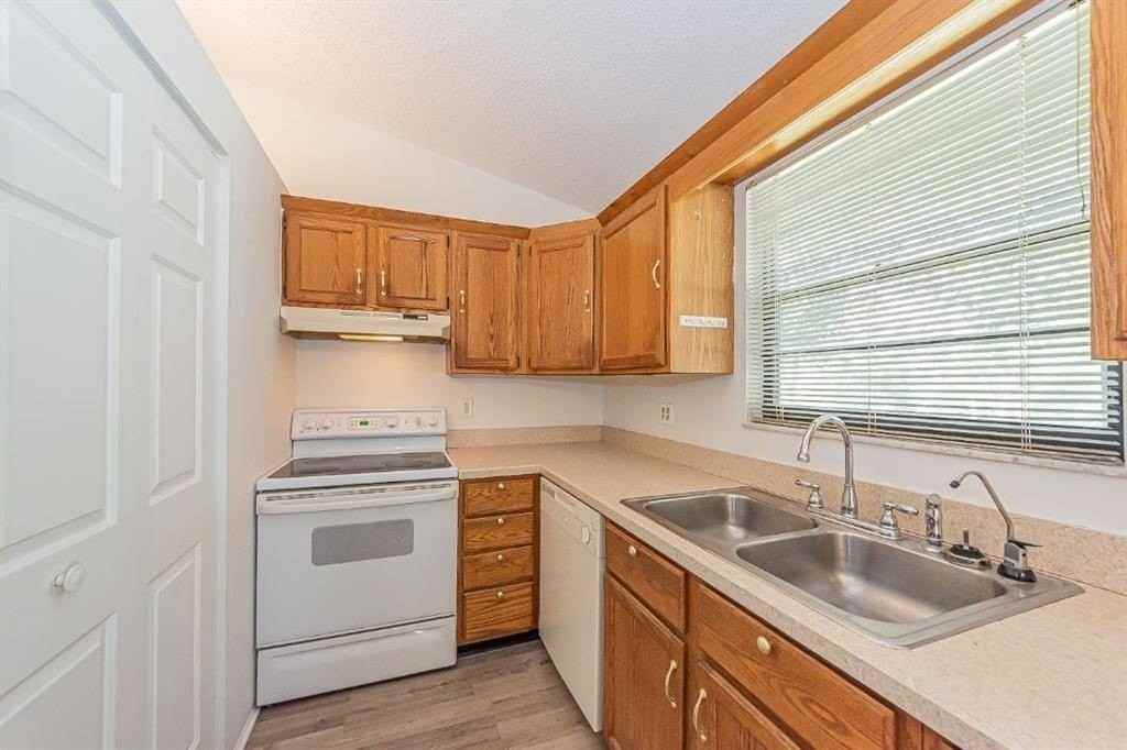 1636 20th Pl Sw - Photo 7 of 20