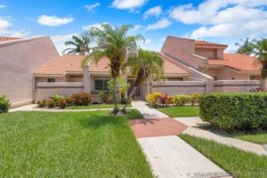 featured image of 3303 Se Sandpiper Cir