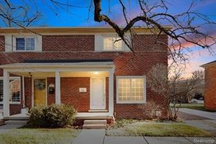 2626 Glenview Ave - Photo 1 of 1