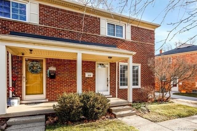 2626 Glenview Ave - Photo 2 of 18