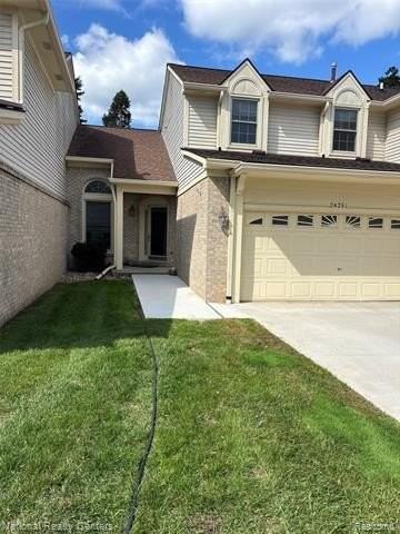 24251 Weathervane Ct - Photo 2 of 20
