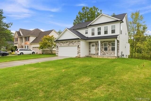 6149 Woodridge Ln - Photo 2 of 48