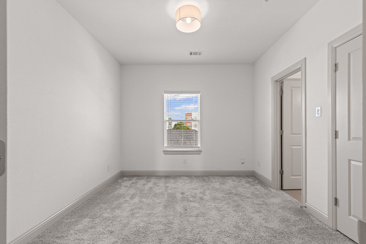 3124 Wayside Ave #1 - Photo 6 of 12