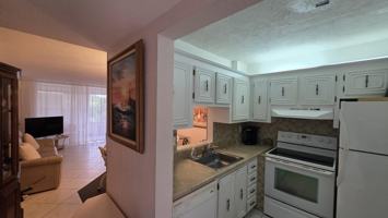 featured image of 2801 Somerset Dr #407