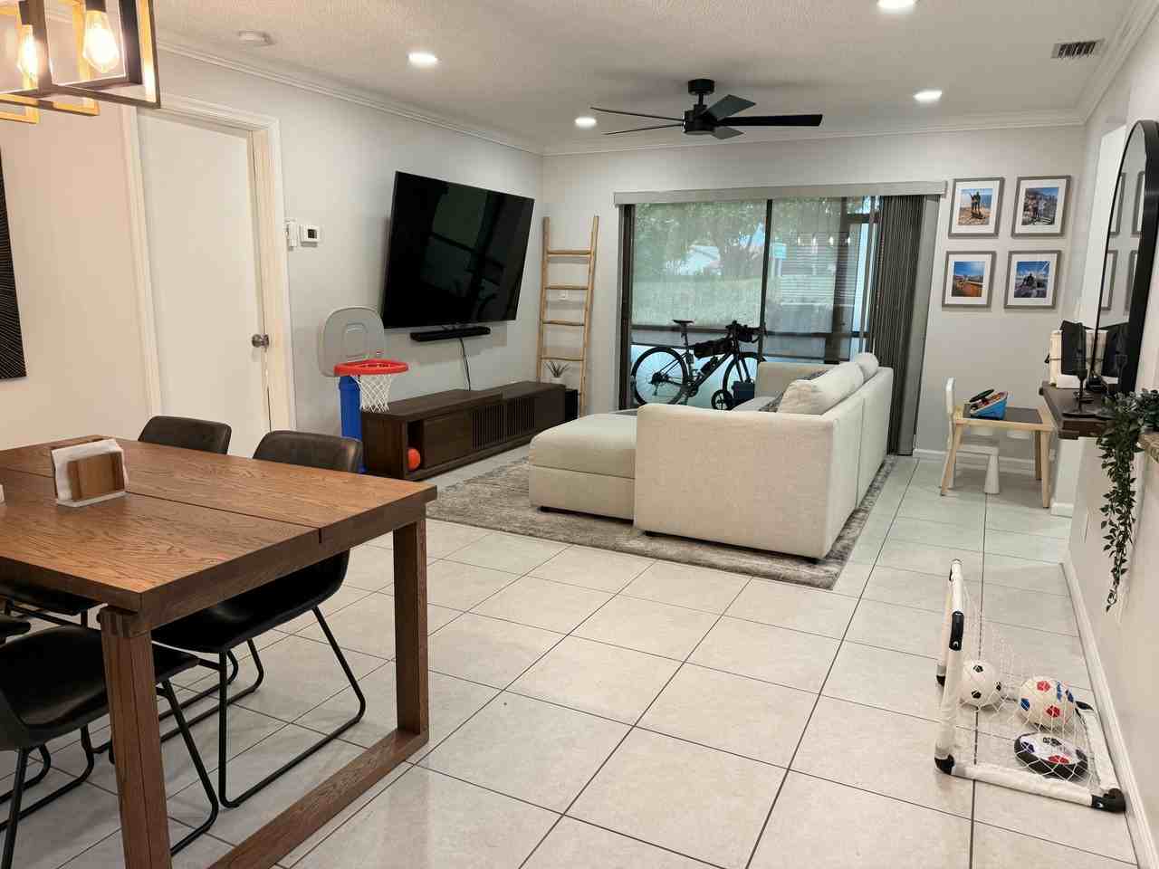 9611 Nw 4th St #2C - Photo 3 of 17