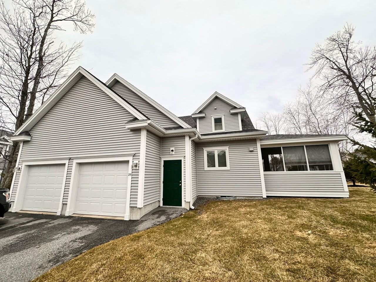 25 Waldron Dr #1 - Photo 2 of 20