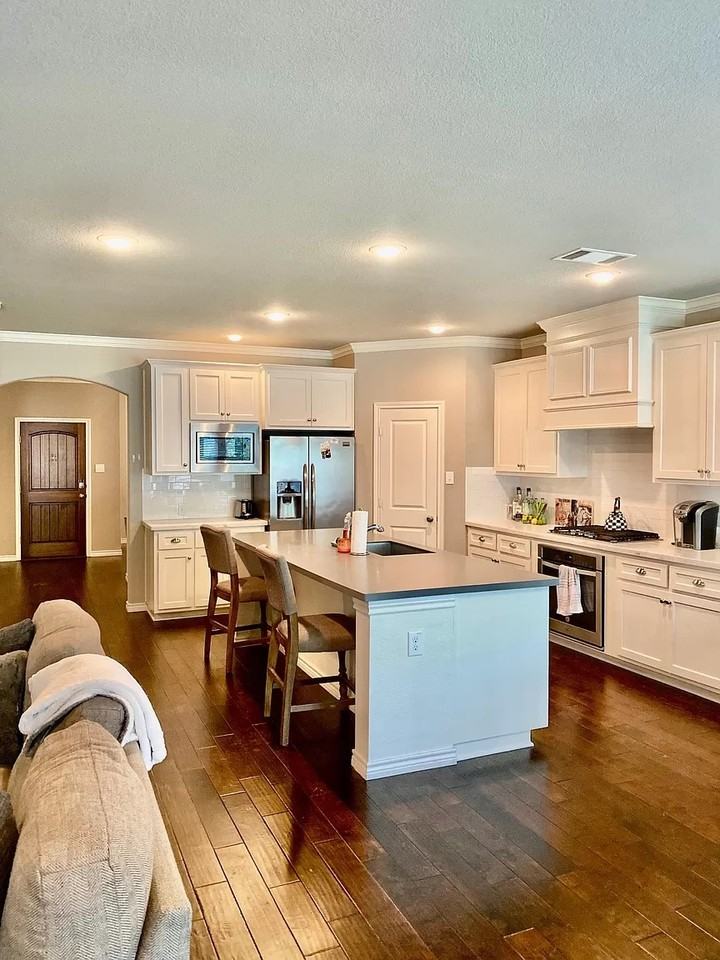 2813 Townsend Dr #1 - Photo 3 of 13