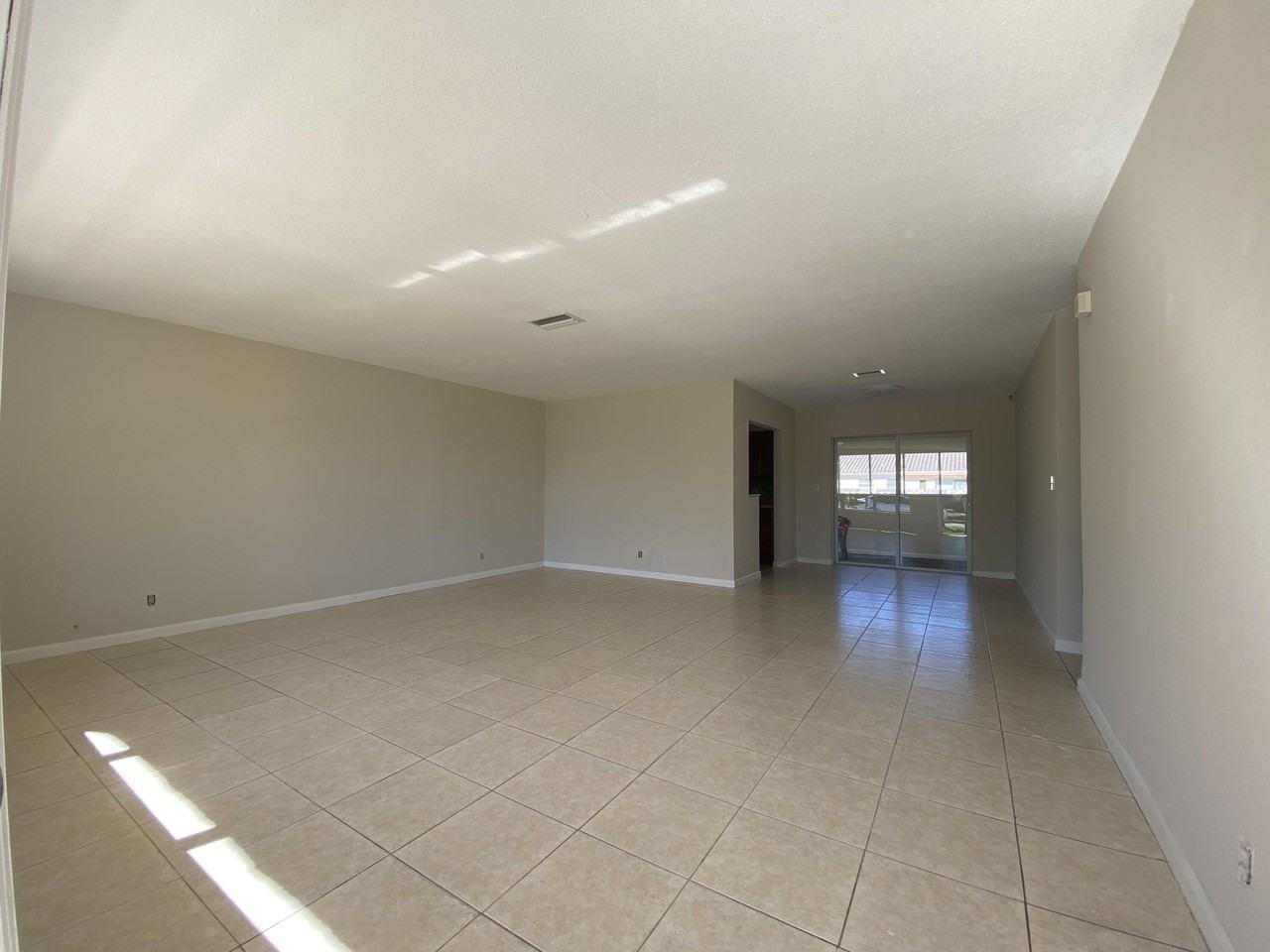 2987 Dolphin Dr - Photo 3 of 10