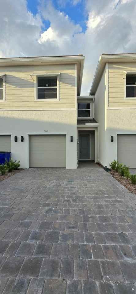161 Lakeside Landings Dr - Photo 2 of 27