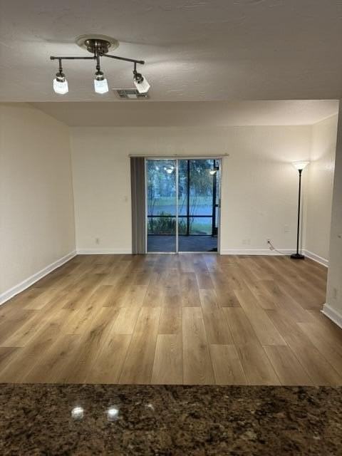 219 Sw 3rd St - Photo 6 of 15