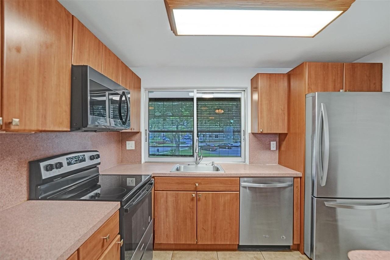 9351 Lime Bay Blvd #201 - Photo 7 of 41