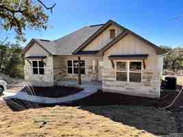 featured image of 946 Cypress Dr