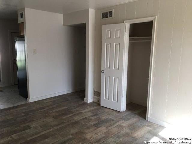 4535 Waikiki Dr - Photo 3 of 8