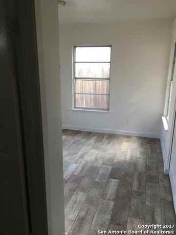 4535 Waikiki Dr - Photo 6 of 8