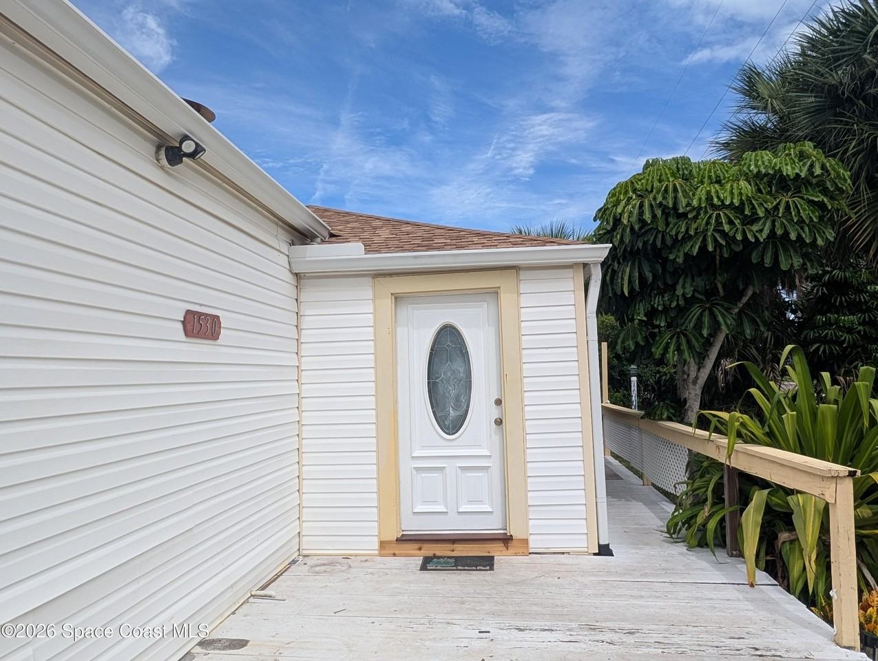 1530 S Atlantic Ave - Photo 2 of 20