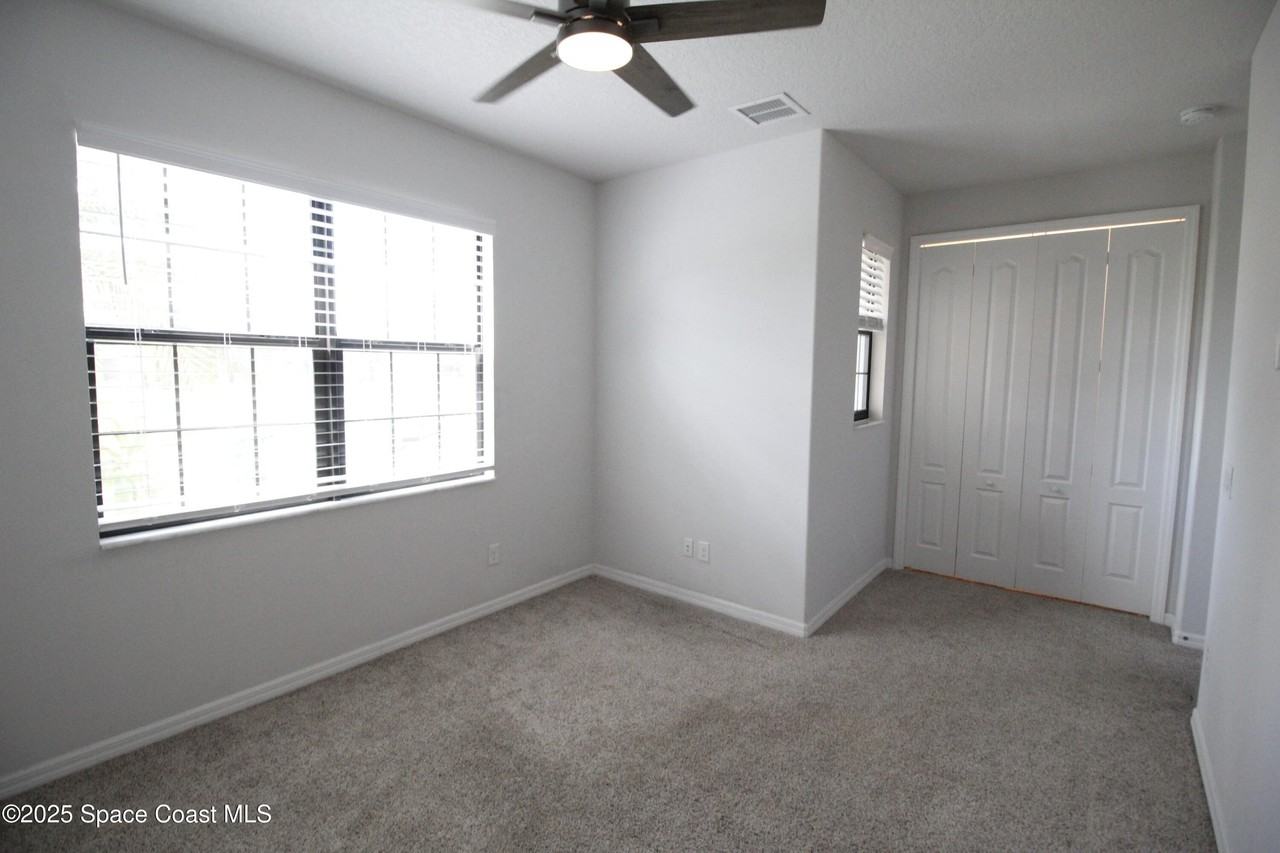 3039 Burghley Park Way - Photo 6 of 33