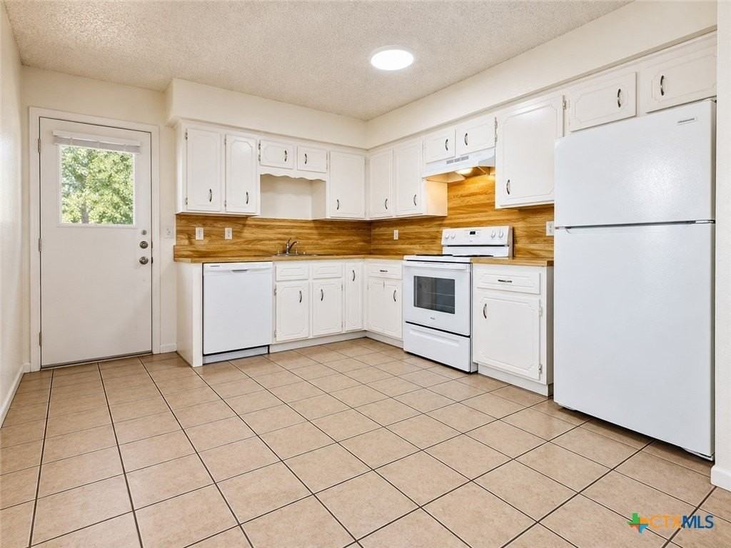 219 E Beeline Ln #A - Photo 5 of 10