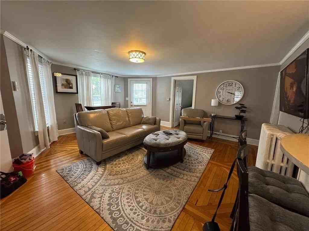 4 Hammond St #5 - Photo 6 of 26