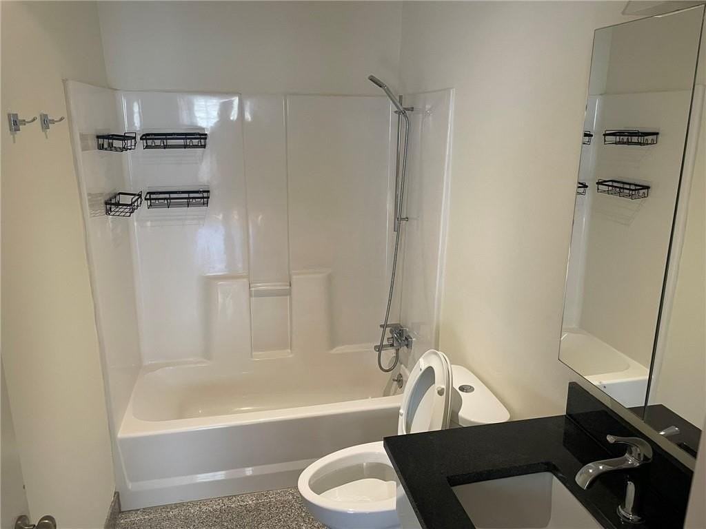 535 Roosevelt Ave - Photo 5 of 12
