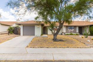 3873 S Headwind Dr - Photo 1 of 1