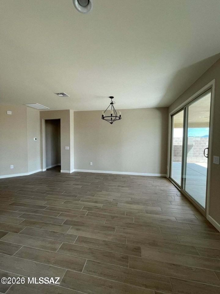 11504 N Desert Calico Loop - Photo 4 of 22